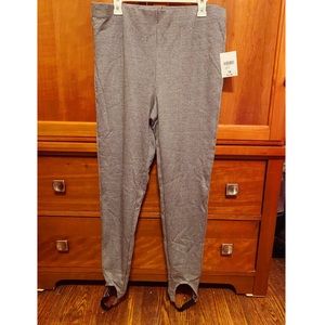 Black and white checkered leggings